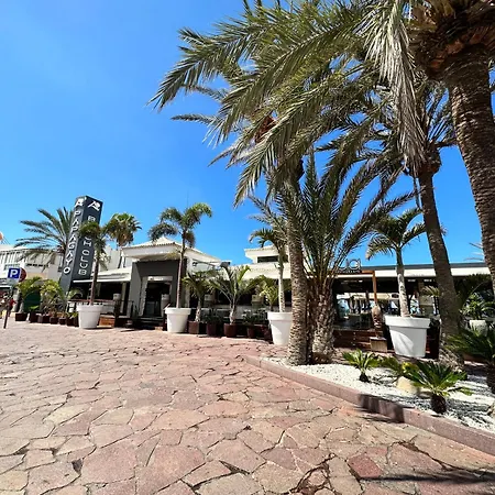 Torres De Yomely - M2c Apartamento