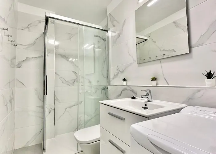 Torres De Yomely - M2c Apartamento *