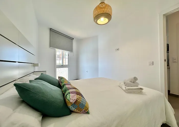 Torres De Yomely - M2c Apartamento