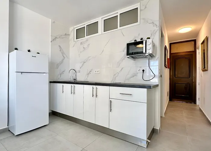 Torres De Yomely - M2c Apartamento *