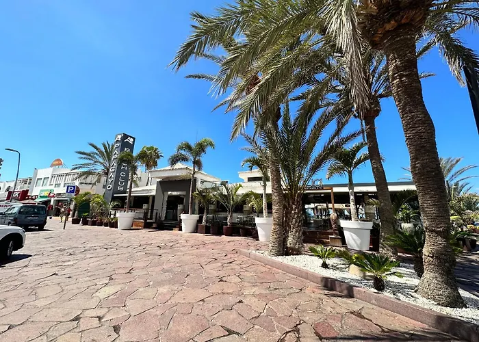 Torres De Yomely - M2c Apartamento