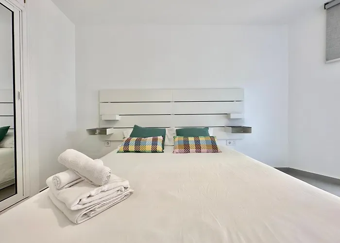 Torres De Yomely - M2c Apartamento *