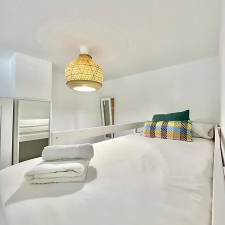 Torres De Yomely - M2c Apartamento *