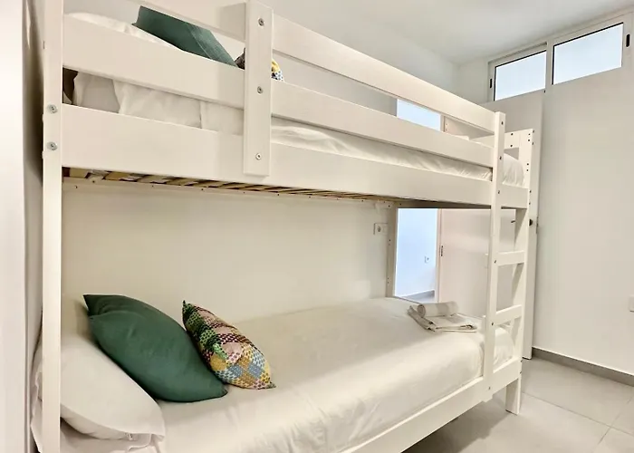 Torres De Yomely - M2c * Playa de las Américas