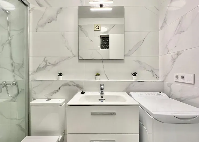 Torres De Yomely - M2c Playa de las Américas