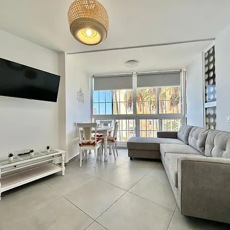 Torres De Yomely - M2c * 美洲海滩